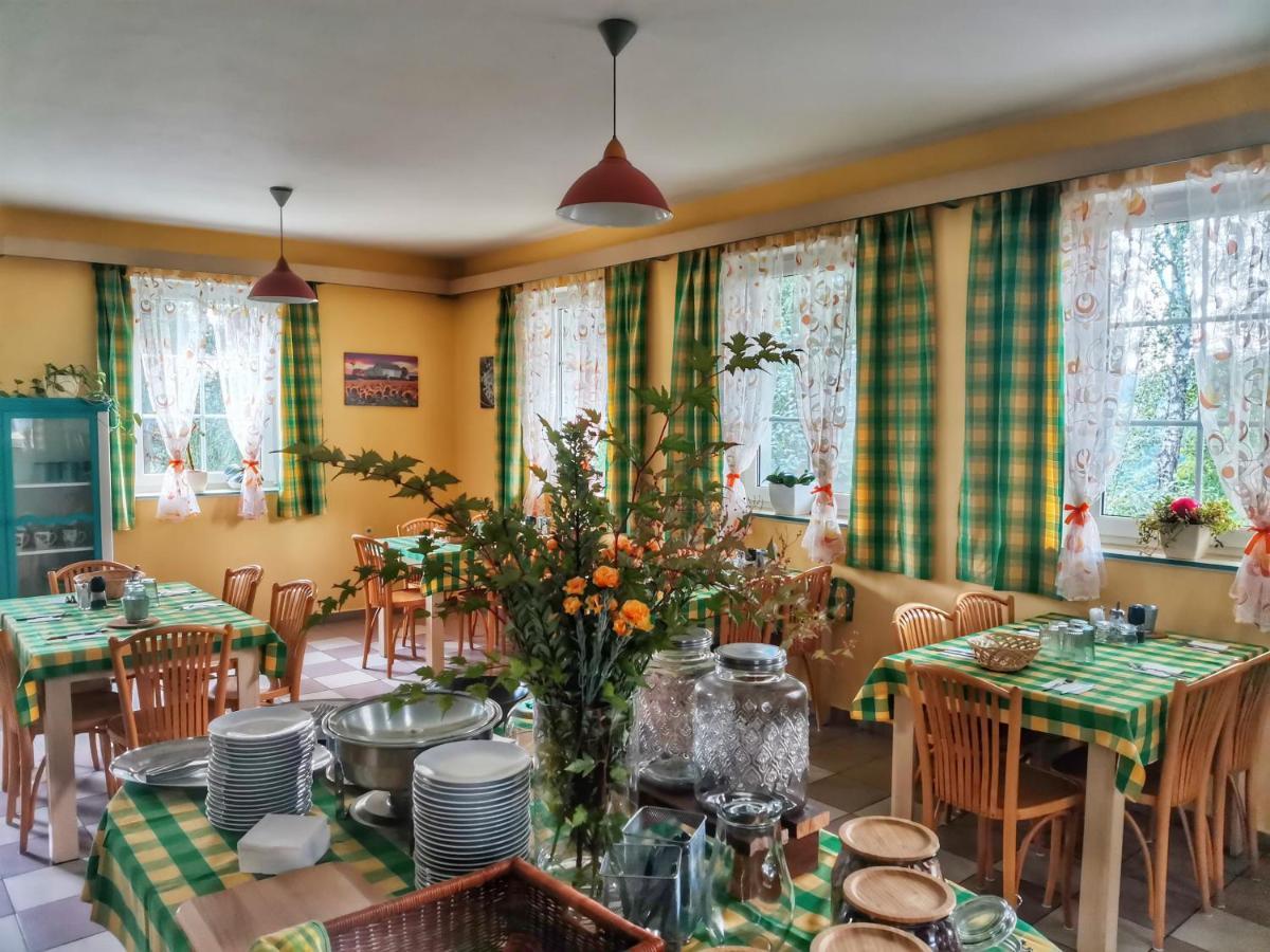 Penzion Pastviny Экстерьер фото